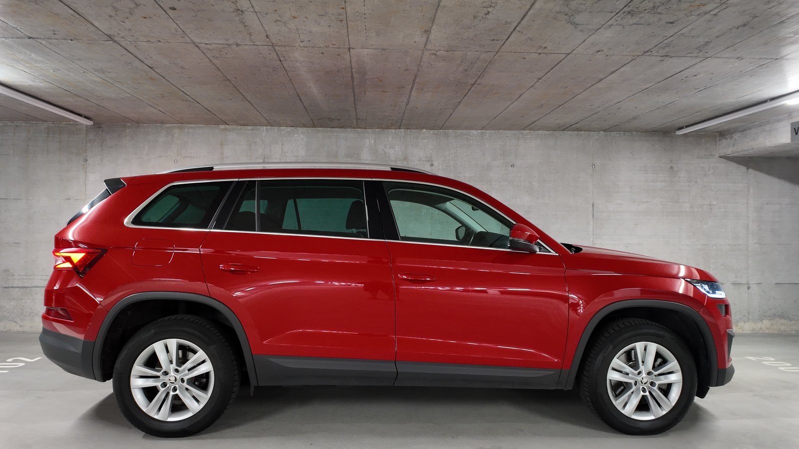 SKODA Kodiaq 2.0 TDI CR Ambition DSG, Diesel, Occasion / Gebraucht, Automatik - 4