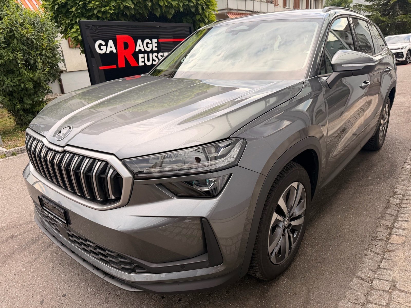 SKODA Kodiaq 2.0 TDI 193 PS 4x4 Selection *** 7 SITZER TOP