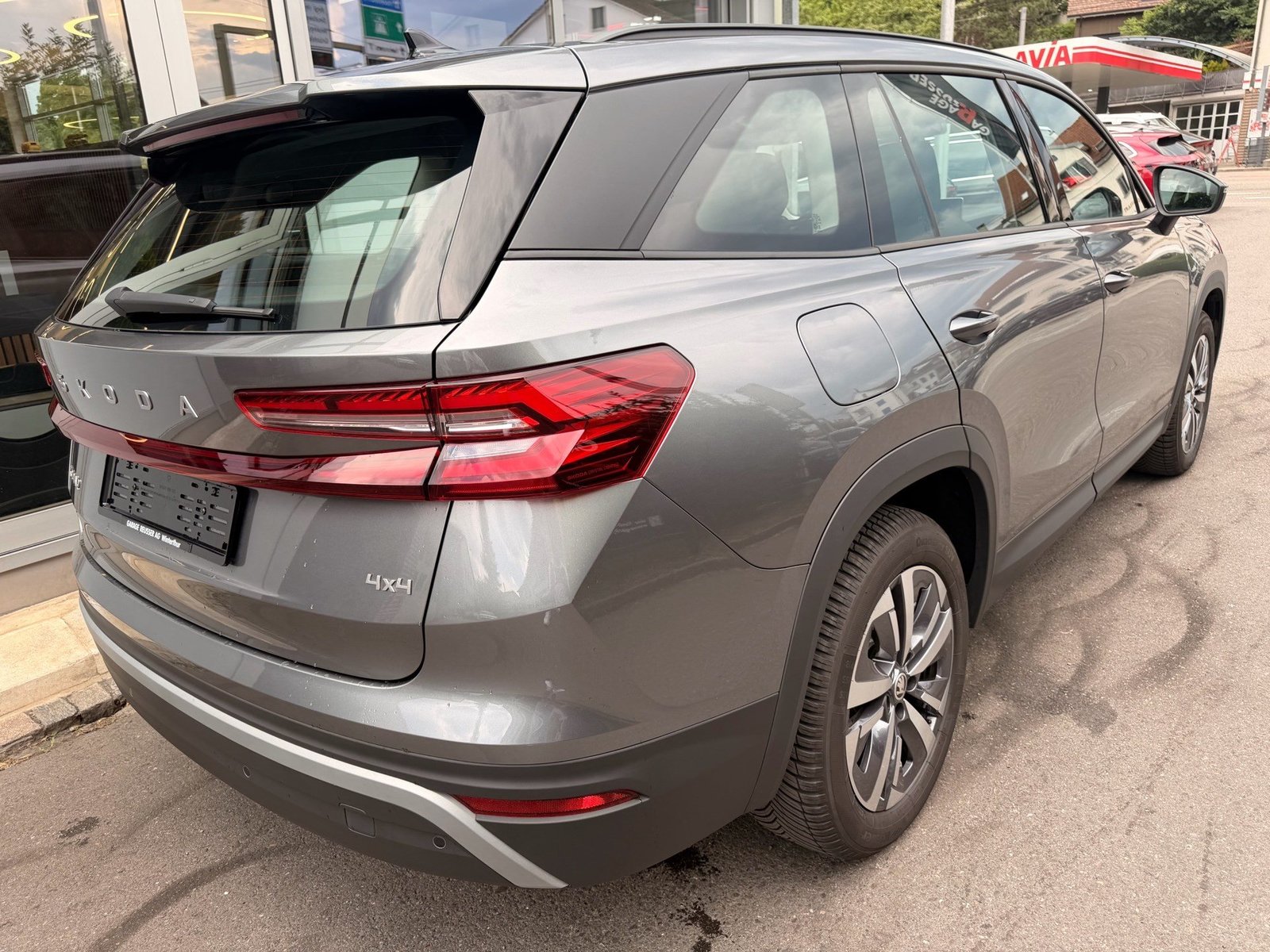SKODA Kodiaq 2.0 TDI 193 PS 4x4 Selection *** 7 SITZER TOP, Diesel, Second hand / Used, Automatic - 4