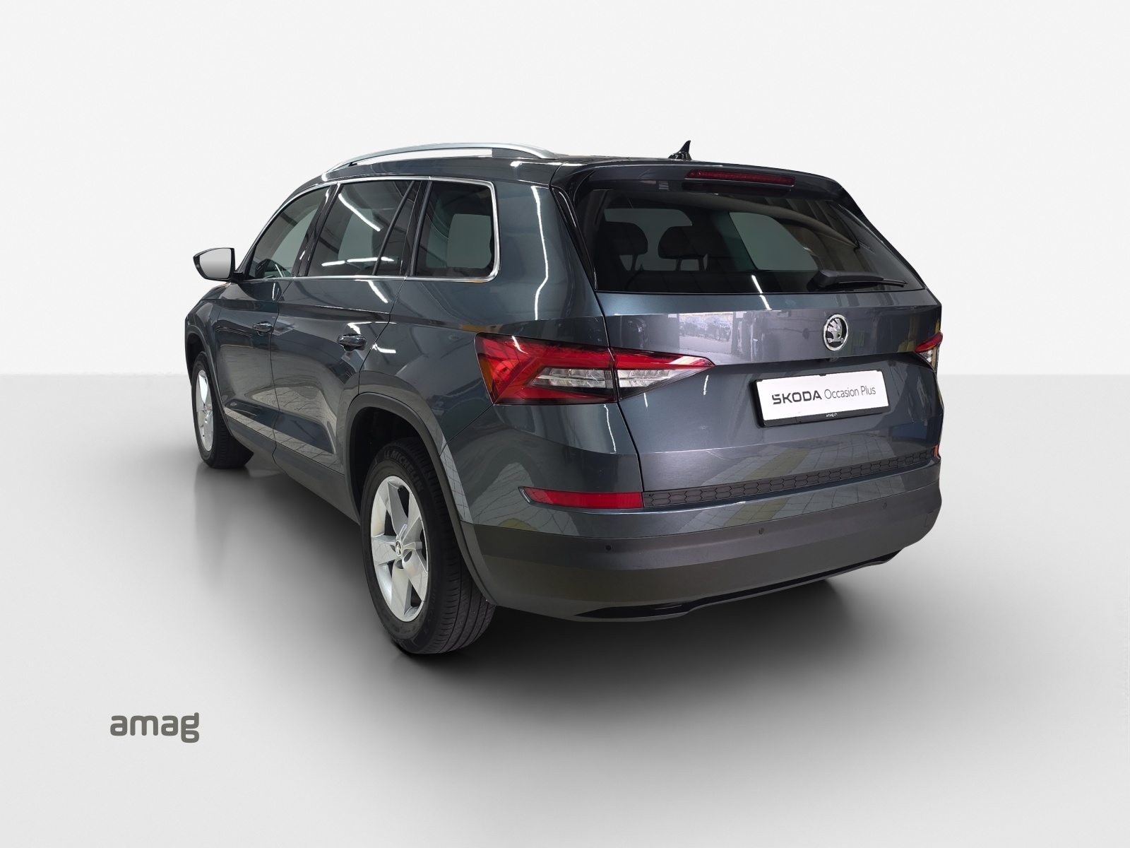 SKODA KODIAQ Smile 4x4 (Netto), Petrol, Second hand / Used, Automatic - 3