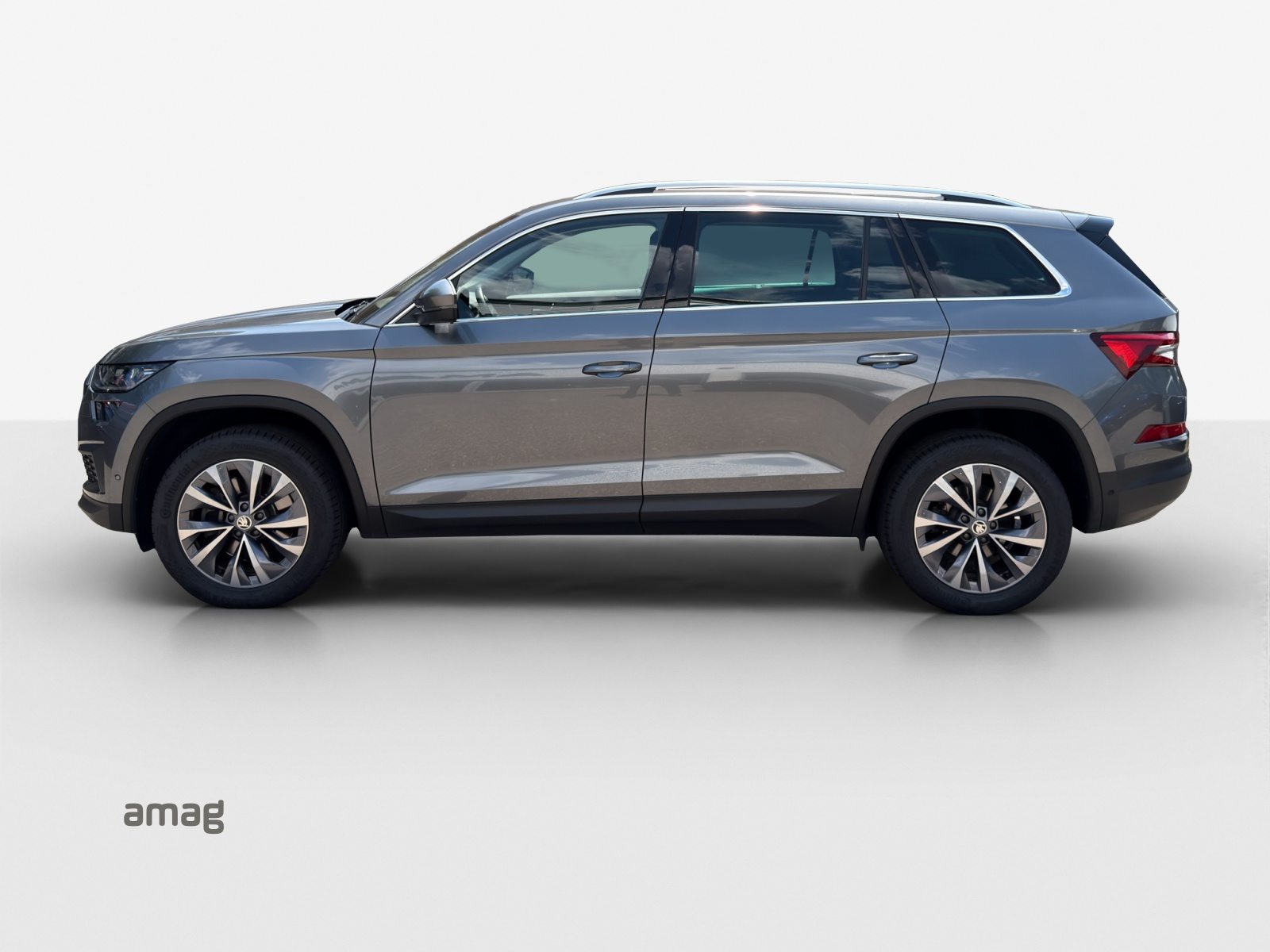 SKODA NEW KODIAQ Style, Petrol, Second hand / Used, Automatic - 2