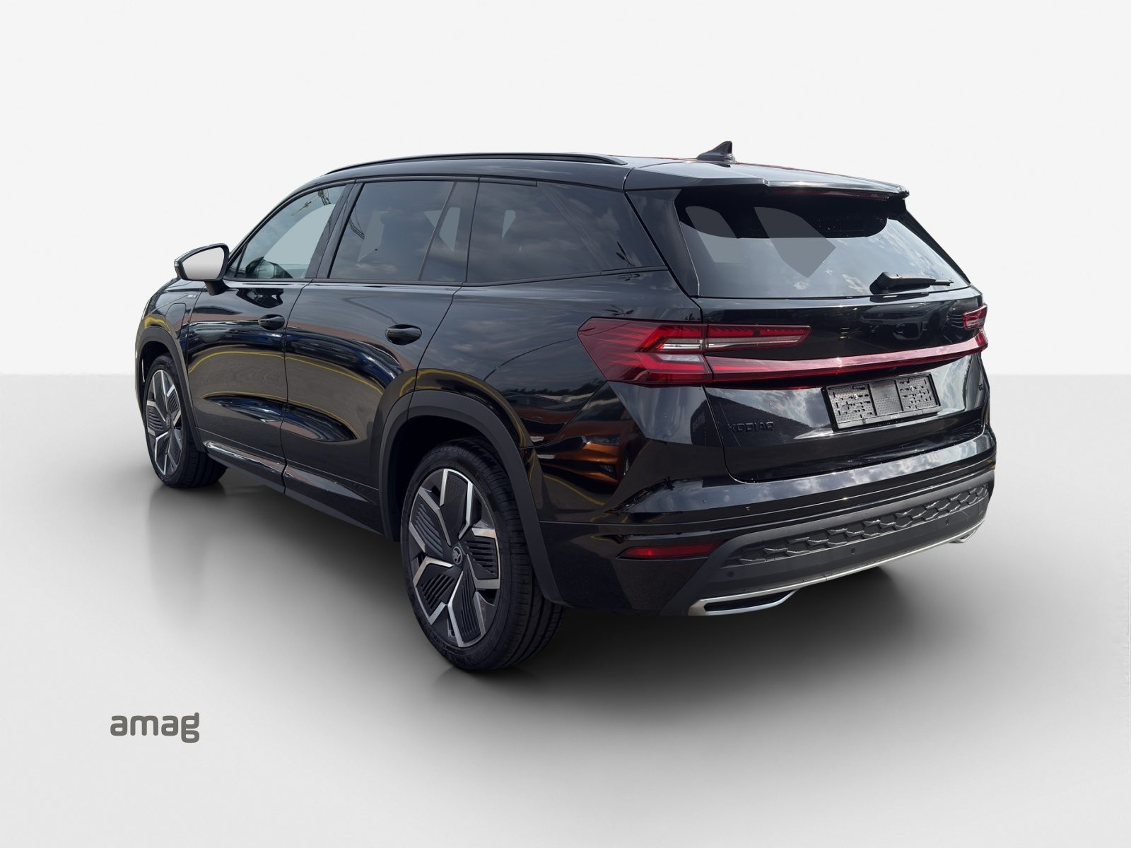 SKODA Kodiaq iV Sportline, Full-Hybrid Petrol/Electric, Second hand / Used, Automatic - 3