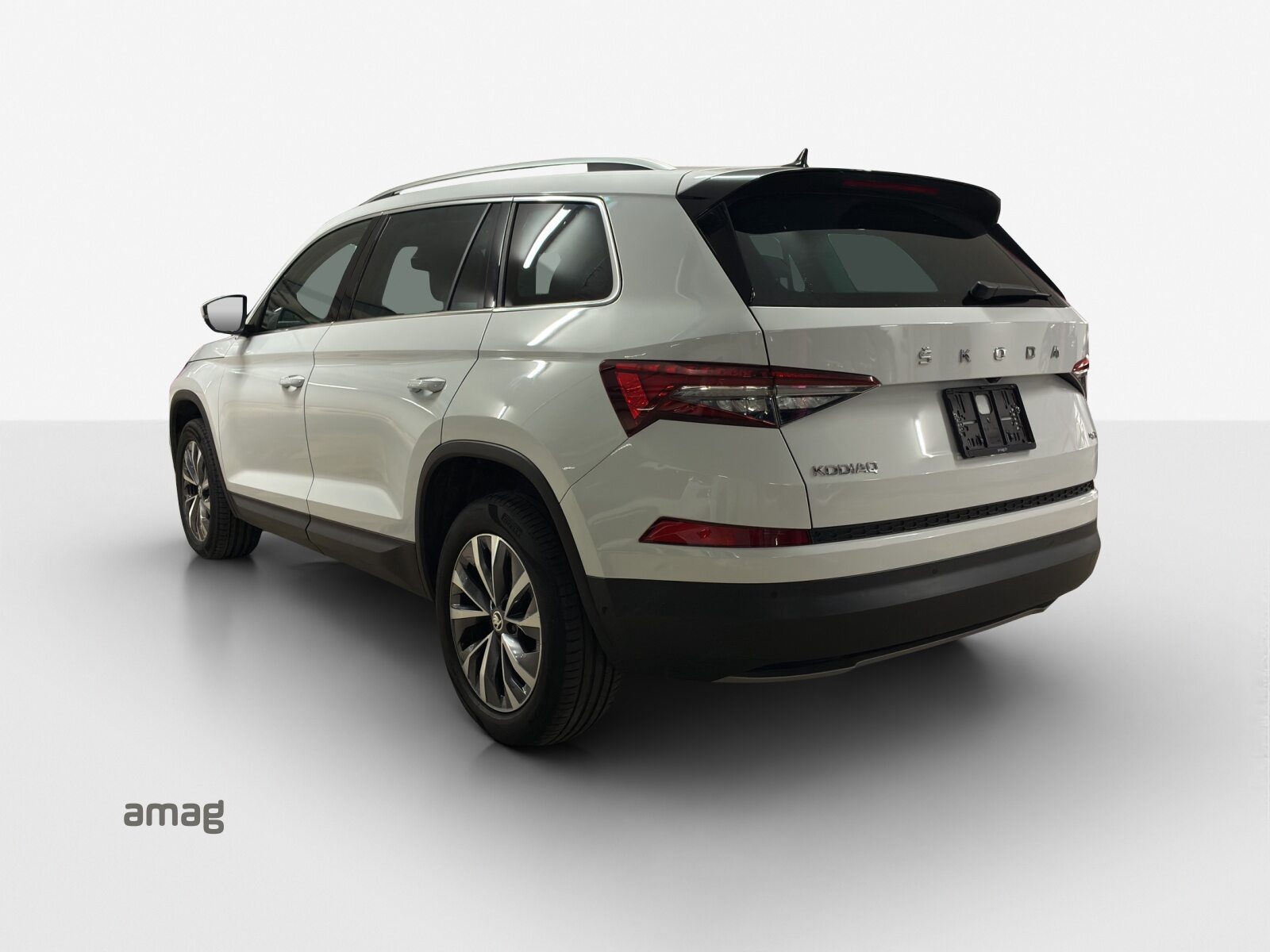 SKODA NEW KODIAQ Style, Petrol, Second hand / Used, Automatic - 3