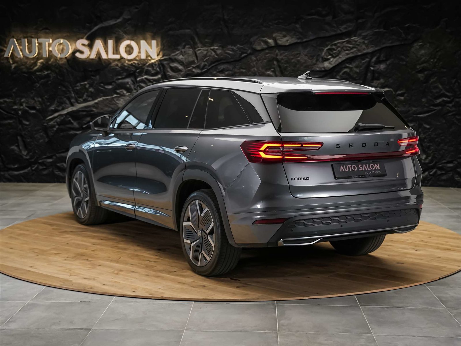 SKODA Kodiaq 2.0 TSI Sportline 4x4 *7 Plätzer*Abstandsregle, Petrol, Second hand / Used, Automatic - 3