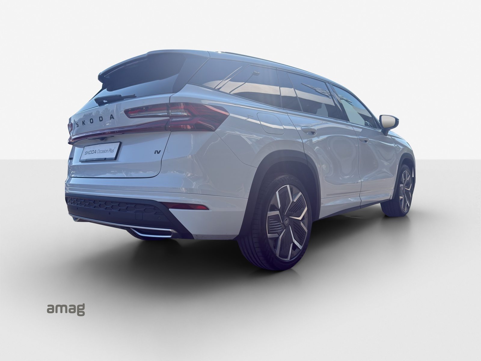 SKODA Kodiaq iV Sportline, Voll-Hybrid Benzin/Elektro, Occasion / Gebraucht, Automatik - 6
