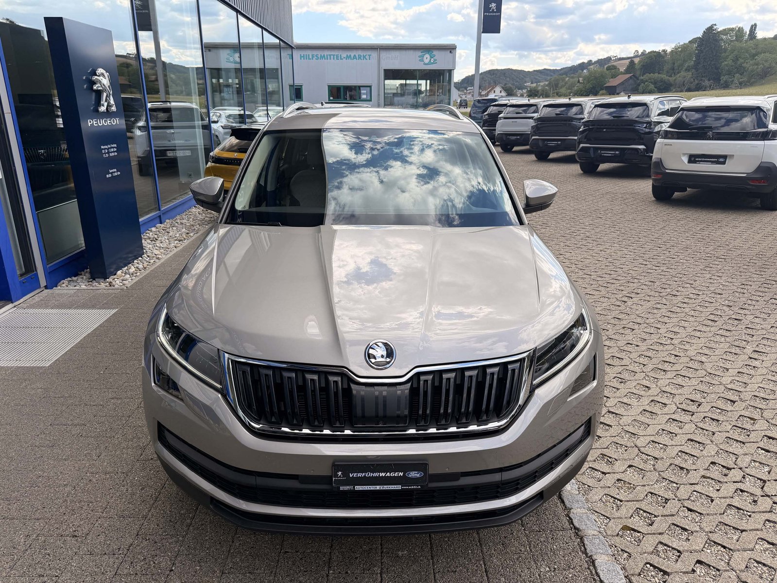 SKODA Kodiaq 2.0 TSI Style  DSG, Benzin, Occasion / Gebraucht, Automatik - 3