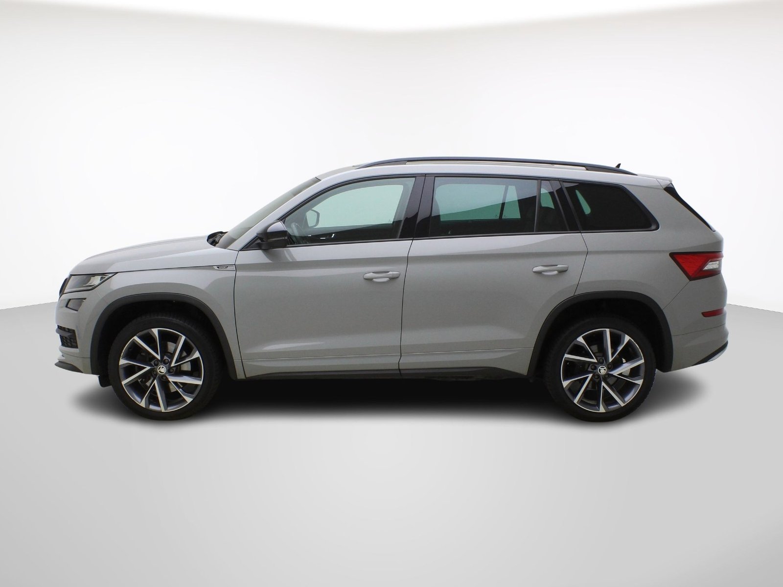 SKODA Kodiaq 2.0 TSI DSG Sport Line 4X4, Benzin, Occasion / Gebraucht, Automatik - 3