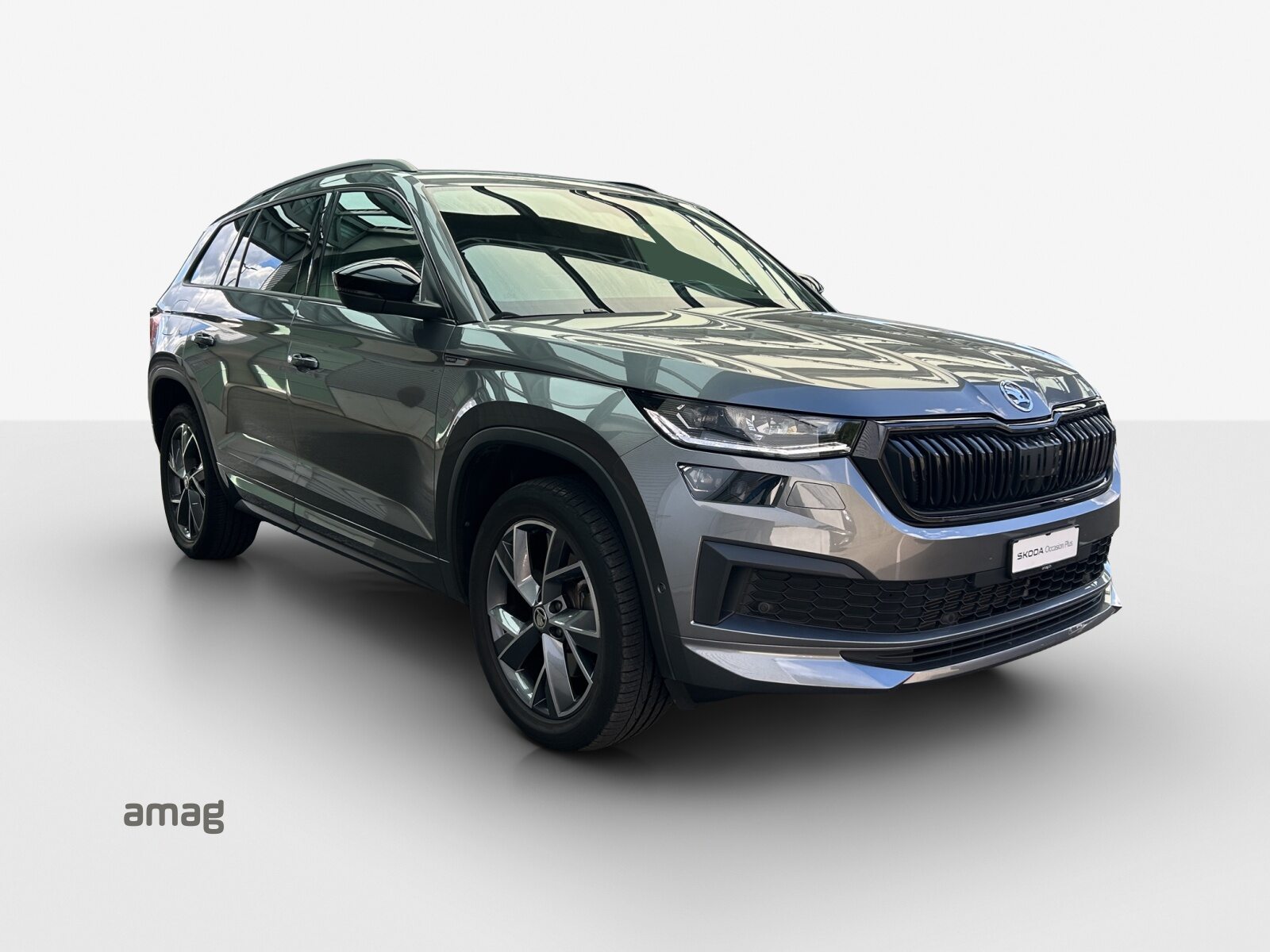 SKODA NEW KODIAQ SportLine, Petrol, Second hand / Used, Automatic - 6