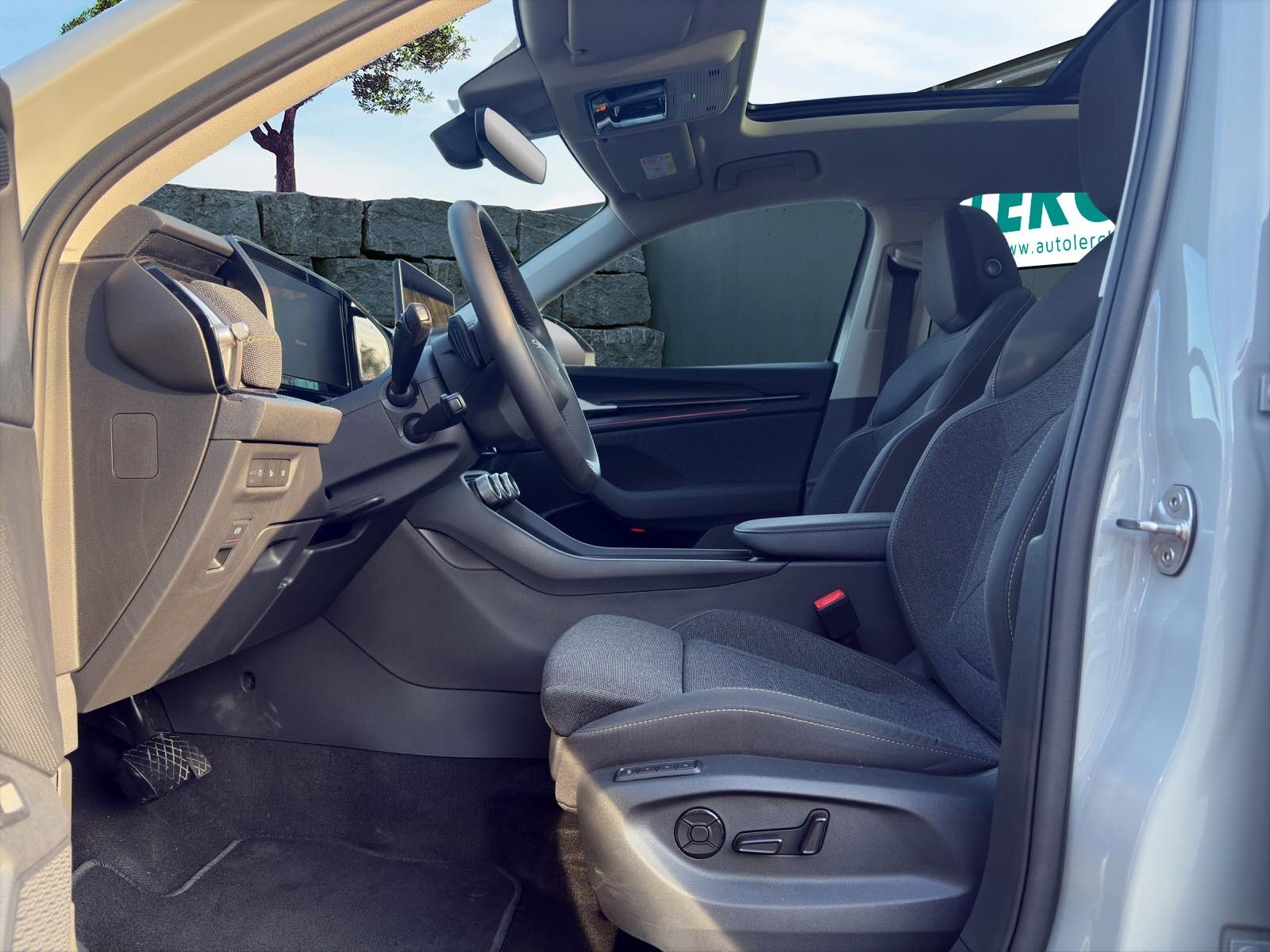 SKODA Kodiaq 2.0 TDI Selection 4x4, Diesel, Second hand / Used, Automatic - 7