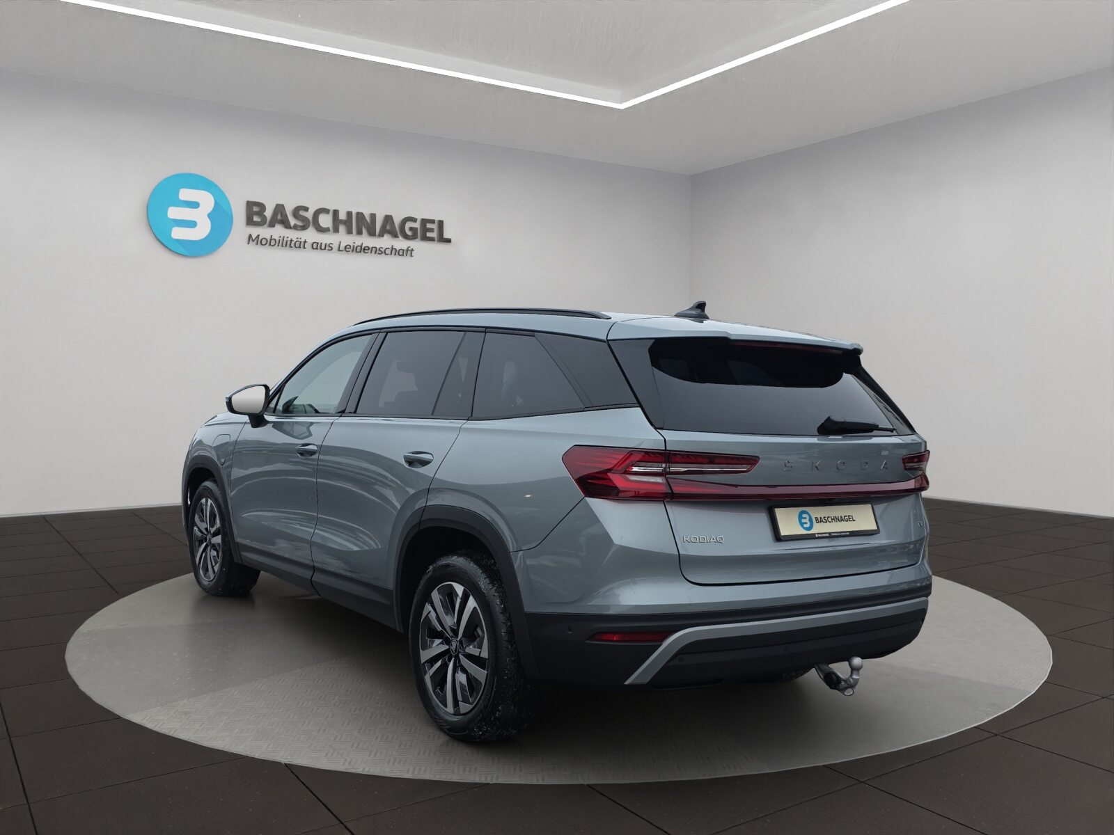 SKODA Kodiaq iV Dynamic (Netto), Full-Hybrid Petrol/Electric, Second hand / Used, Automatic - 3