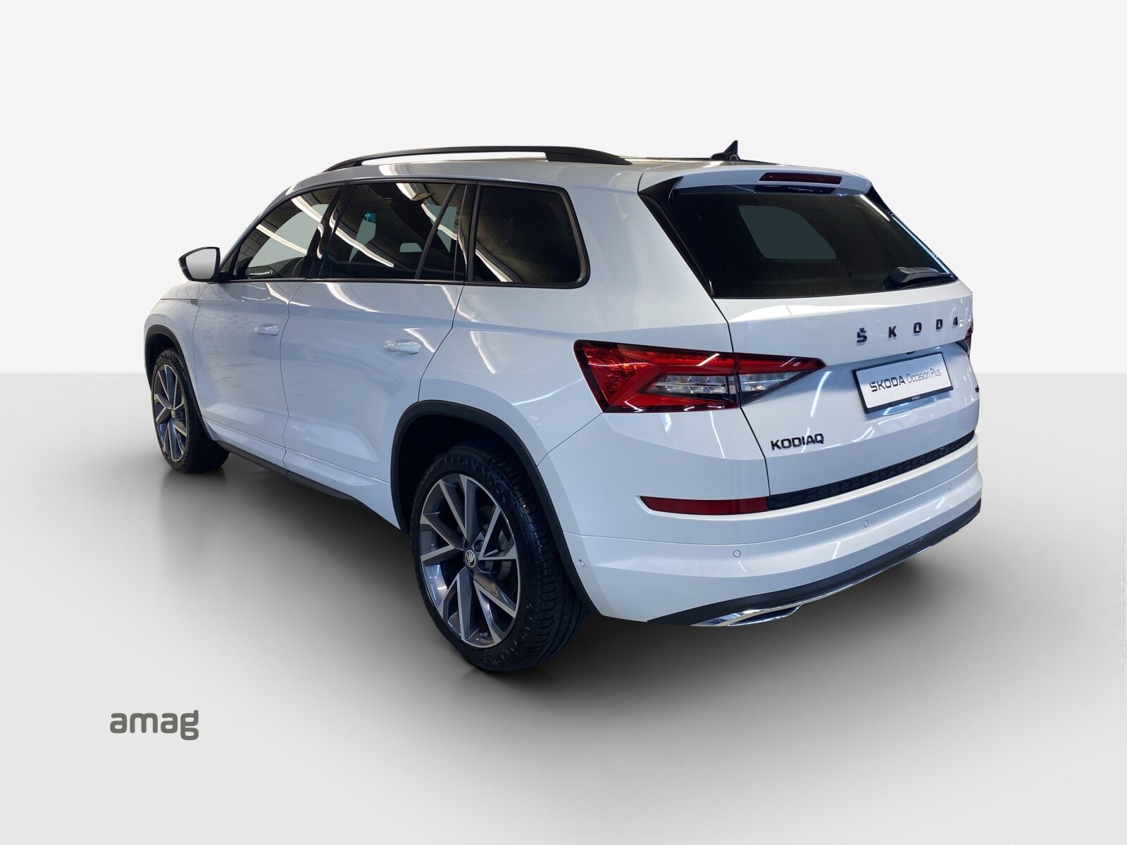 SKODA KODIAQ SportLine, Petrol, Second hand / Used, Automatic - 3