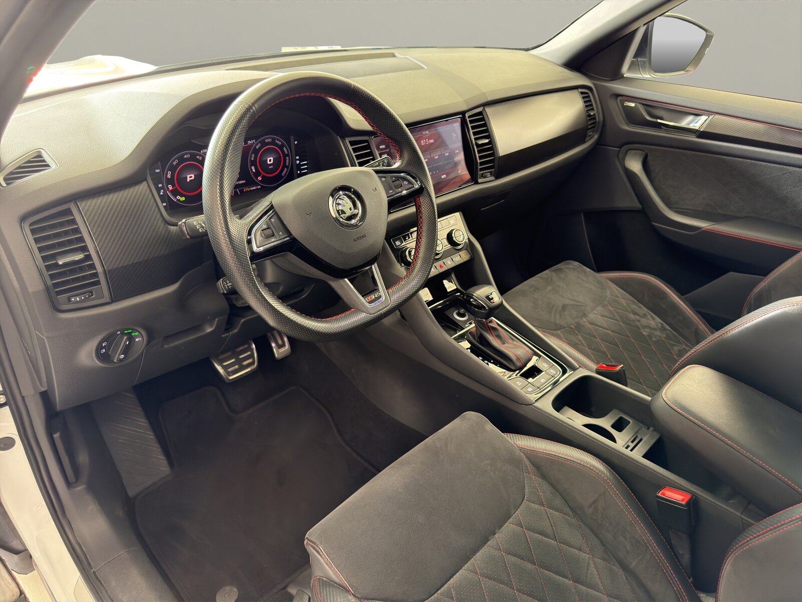 SKODA Kodiaq 2.0 Bi-TDI SCR RS 4x4 DSG inkl. Veloträger, Diesel, Occasion / Gebraucht, Automatik - 6