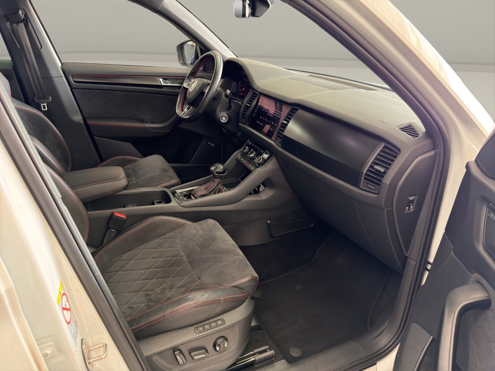 SKODA Kodiaq 2.0 Bi-TDI SCR RS 4x4 DSG inkl. Veloträger, Diesel, Occasion / Gebraucht, Automatik - 7