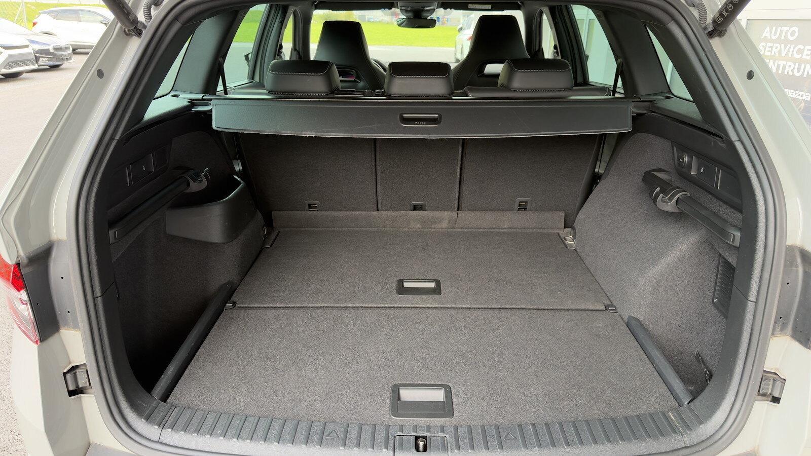 SKODA Kodiaq 2.0 TSI Sportline DSG, Benzin, Occasion / Gebraucht, Automatik - 5