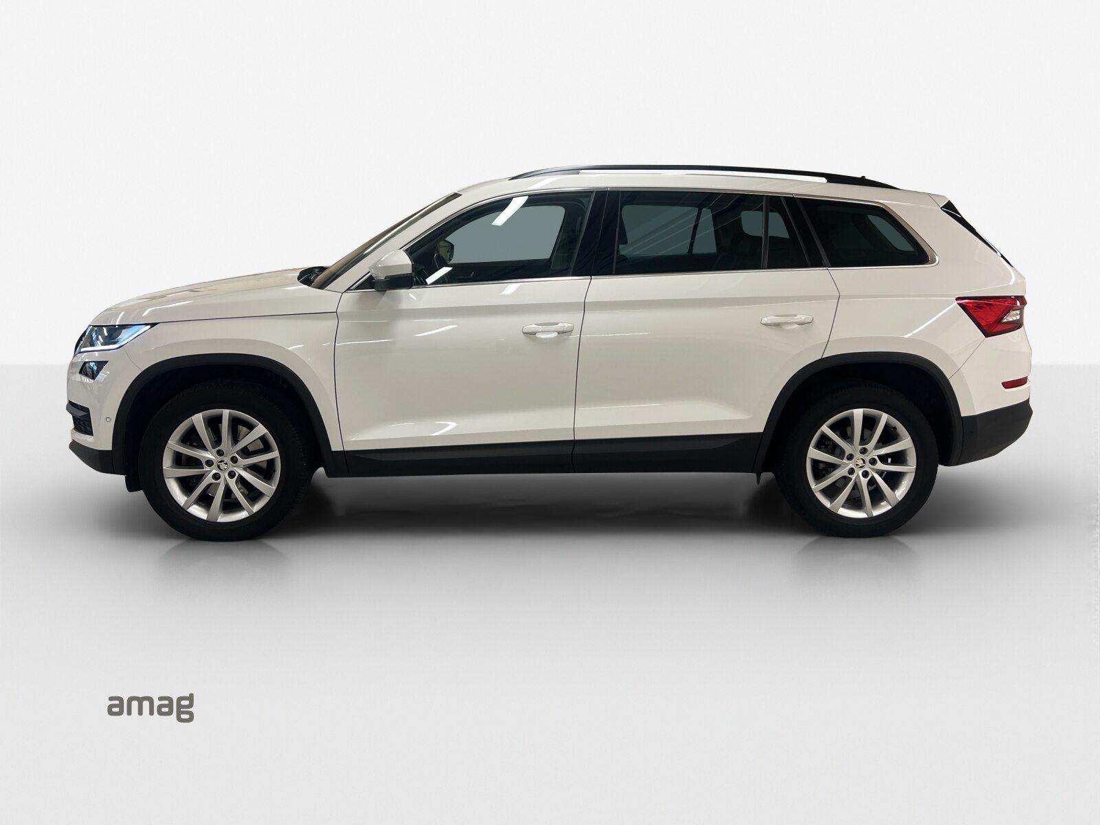 SKODA KODIAQ Style, Petrol, Second hand / Used, Automatic - 2