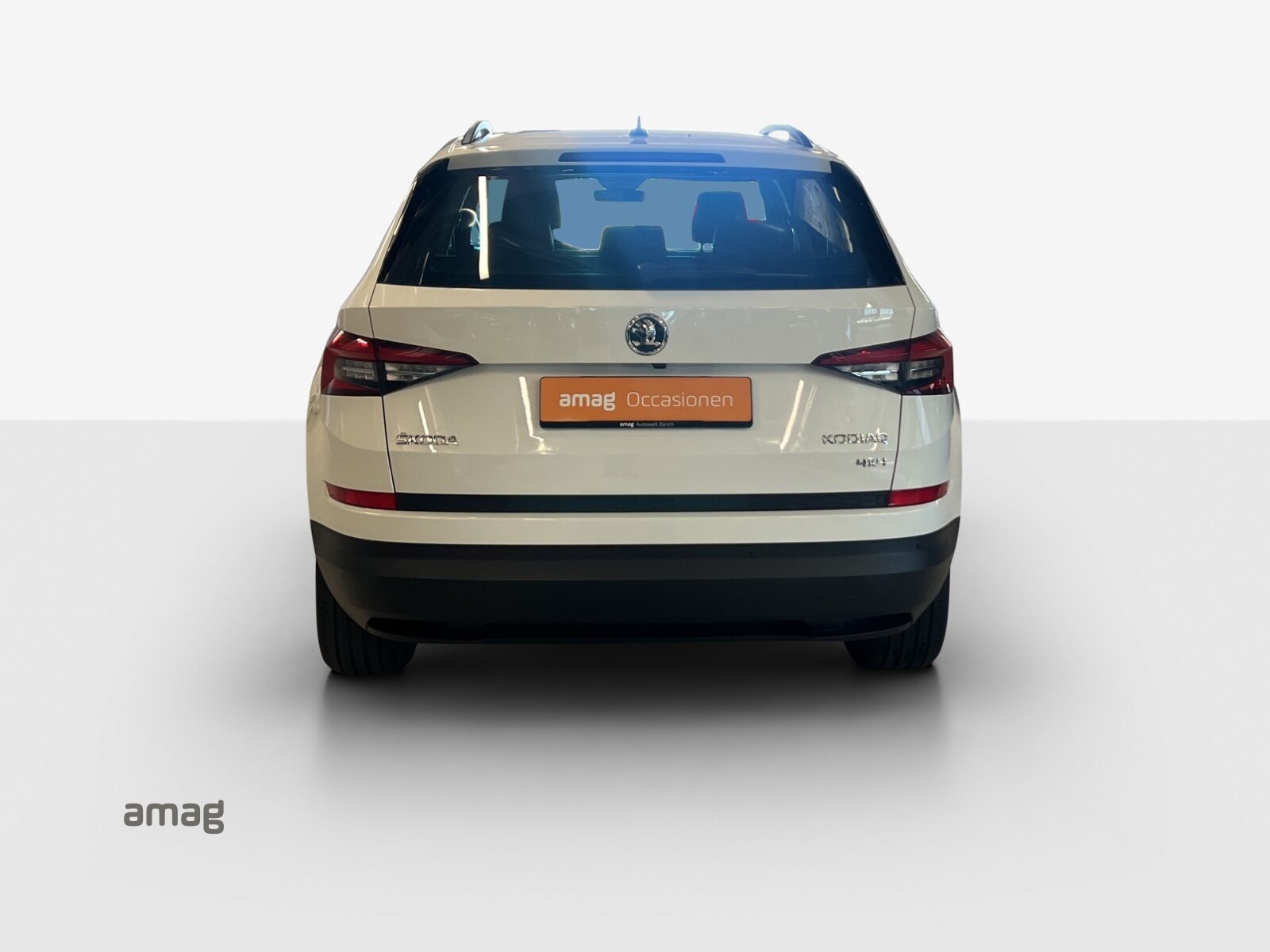 SKODA KODIAQ Style, Petrol, Second hand / Used, Automatic - 4