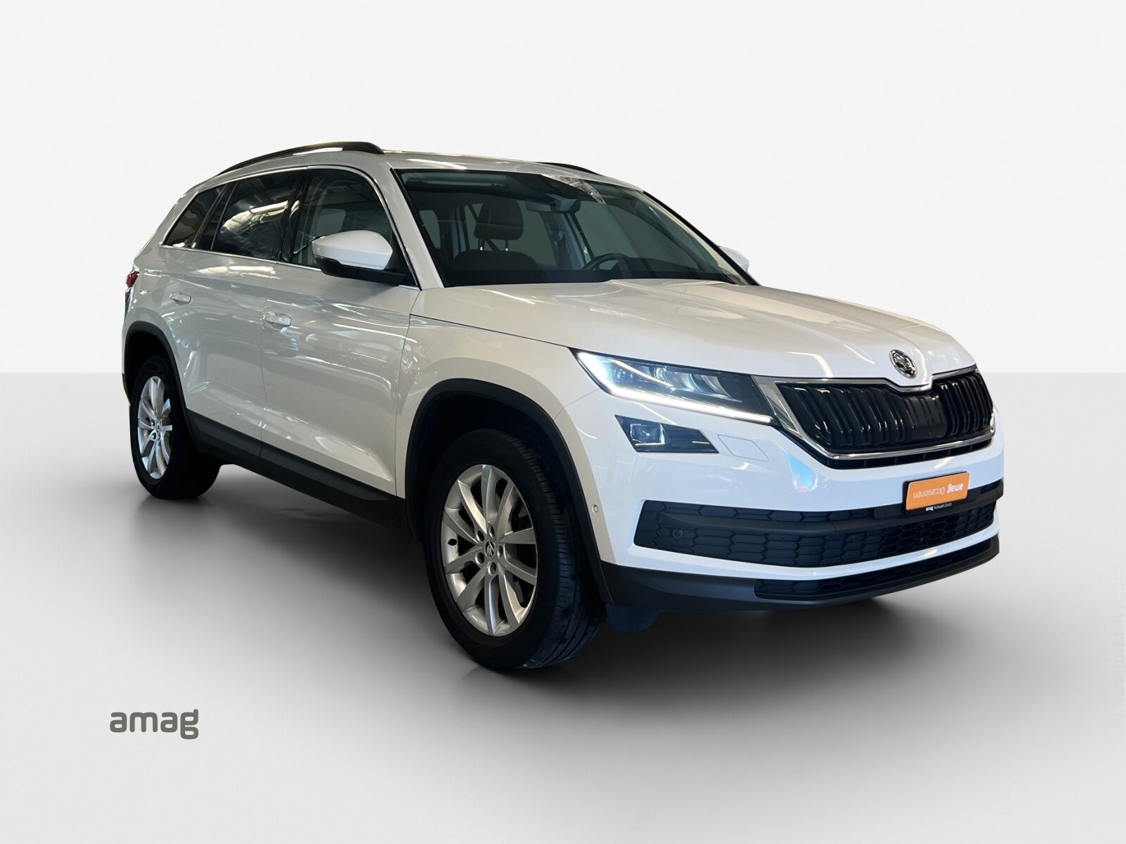 SKODA KODIAQ Style, Petrol, Second hand / Used, Automatic - 6