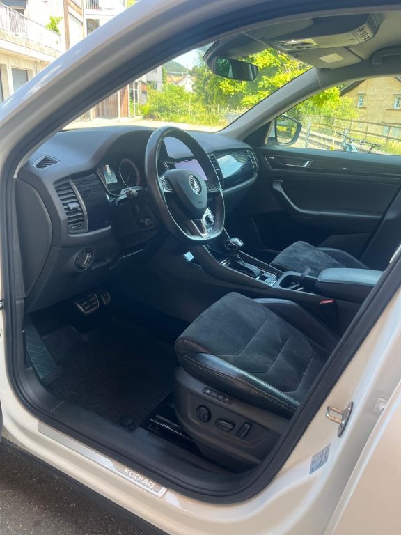SKODA KODIAQ 2.0 TSI Style DSG, Petrol, Second hand / Used, Automatic - 5