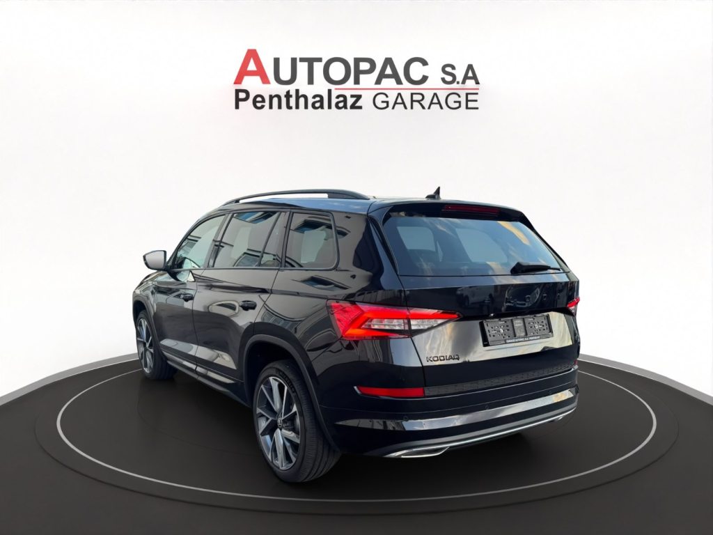 SKODA 2.0 TSI Sportline DSG, Benzin, Occasion / Gebraucht, Automatik - 4