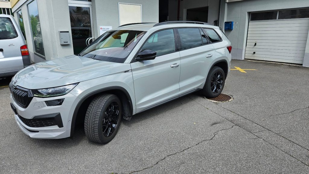 SKODA KODIAQ 2.0 TDI 200 Sportline DSG, Diesel, Occasion / Gebraucht, Automatik - 2