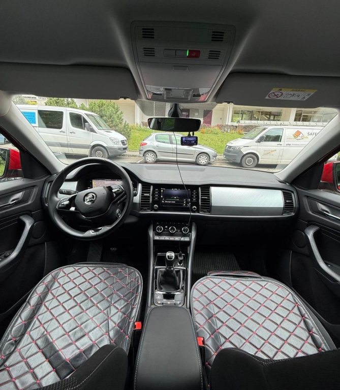SKODA KODIAQ SUV, Benzin, Occasion / Gebraucht, Handschaltung - 7