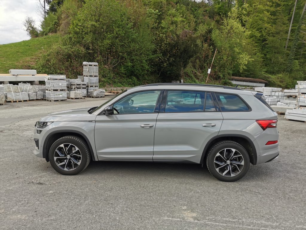SKODA KODIAQ 2.0 TDI 200 Sportline DSG, Diesel, Occasion / Utilisé, Automatique - 4
