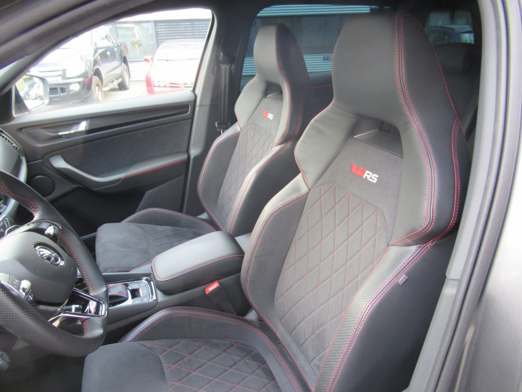 SKODA KODIAQ 2.0 TSI RS DSG, Benzin, Occasion / Gebraucht, Automatik - 6