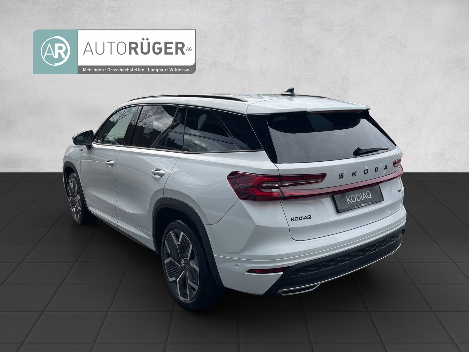 SKODA Kodiaq 2.0 TDI Sportline 4x4, Diesel, Vorführwagen, Automatik - 3