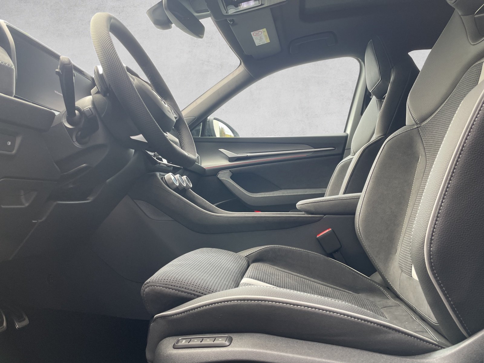 SKODA Kodiaq 2.0 TDI Sportline 4x4, Diesel, Vorführwagen, Automatik - 5