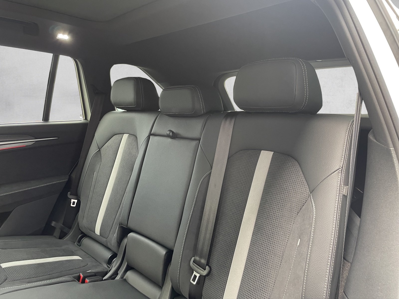 SKODA Kodiaq 2.0 TDI Sportline 4x4, Diesel, Vorführwagen, Automatik - 6