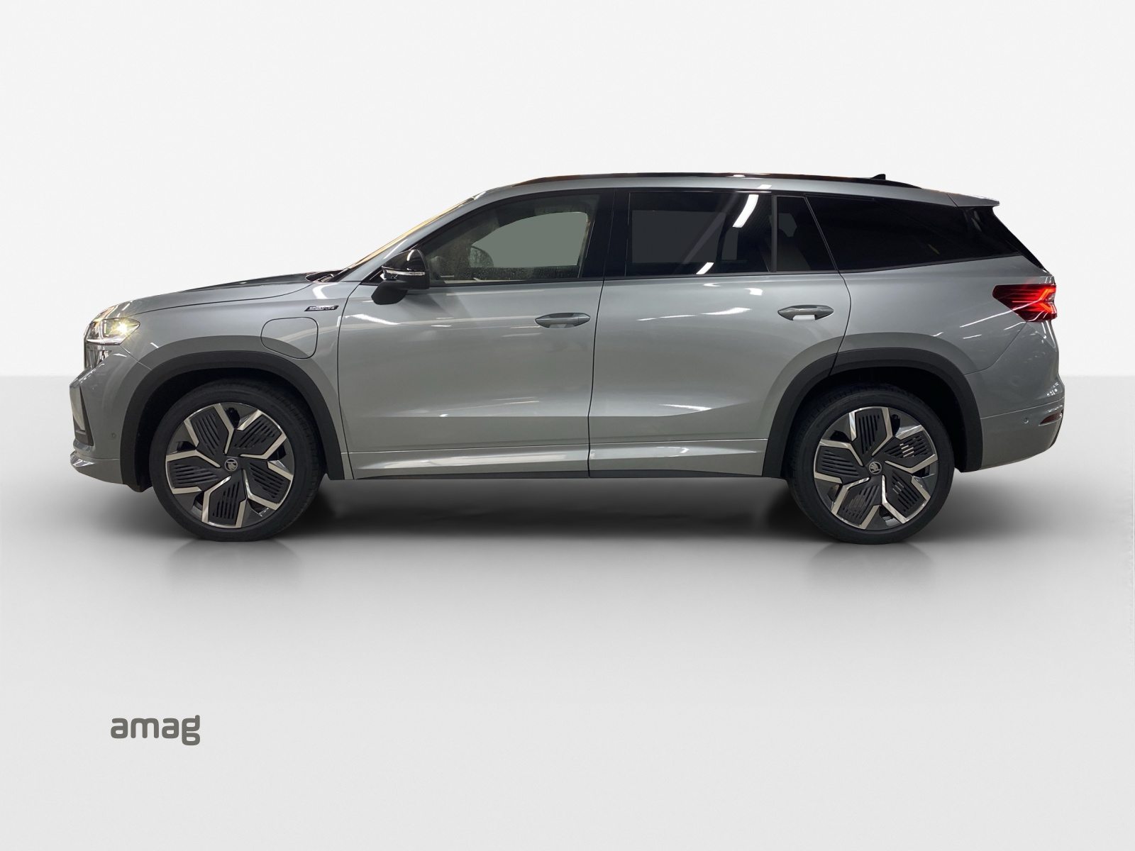 SKODA Kodiaq iV Sportline, Voll-Hybrid Benzin/Elektro, Vorführwagen, Automatik - 2