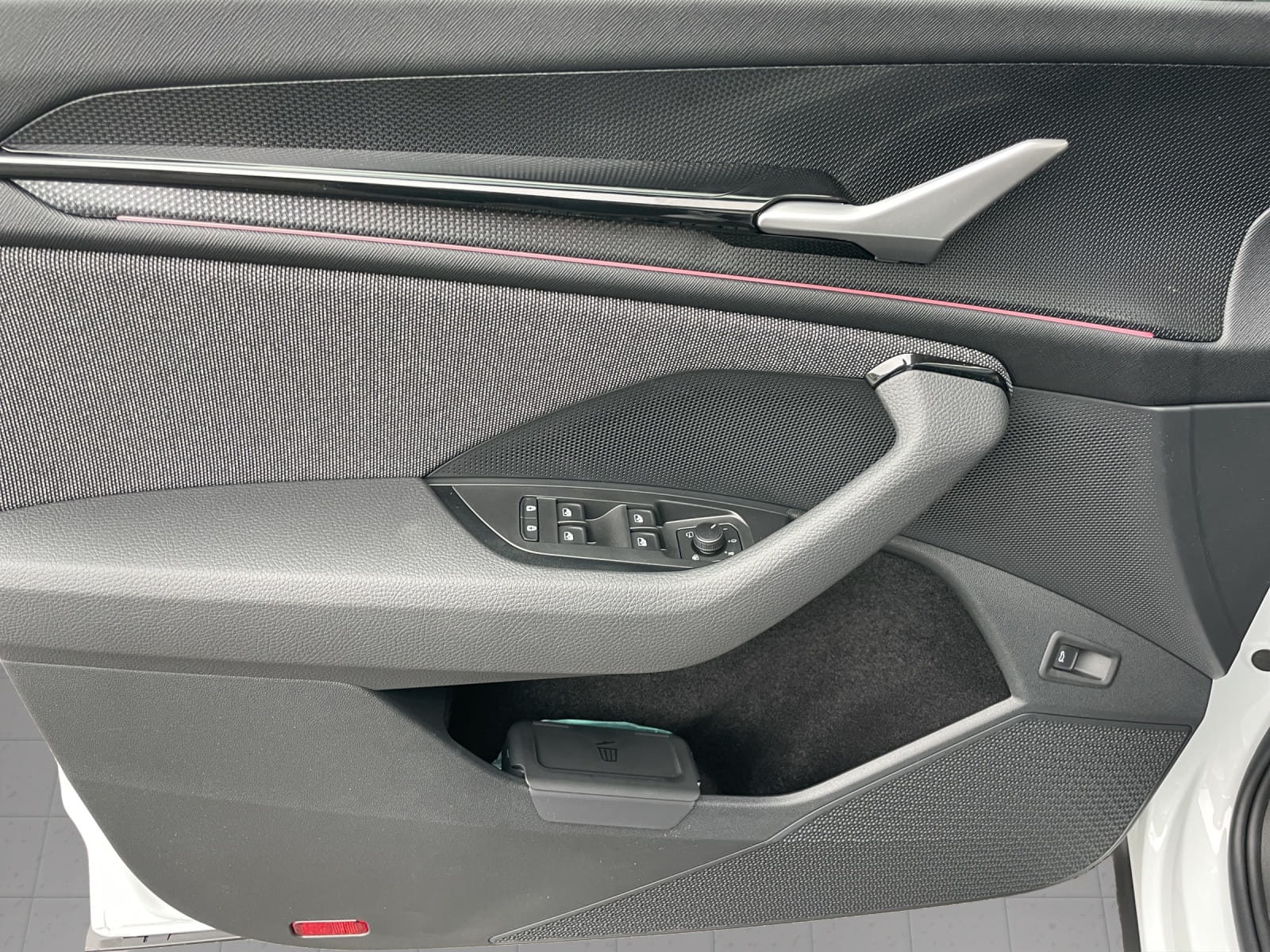 SKODA Kodiaq Dynamic (Netto), Essence, Voiture de démonstration, Automatique - 6