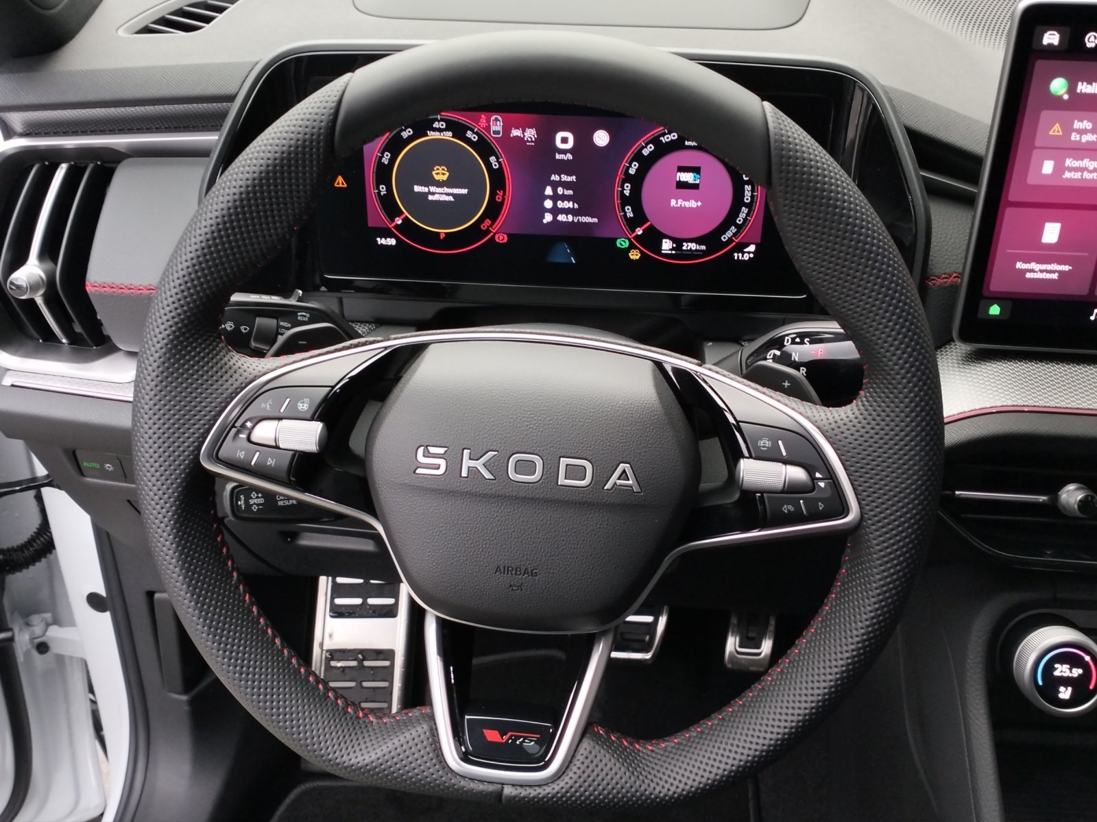 SKODA Kodiaq 2.0 TSI RS 4x4, Benzin, Vorführwagen, Automatik - 7