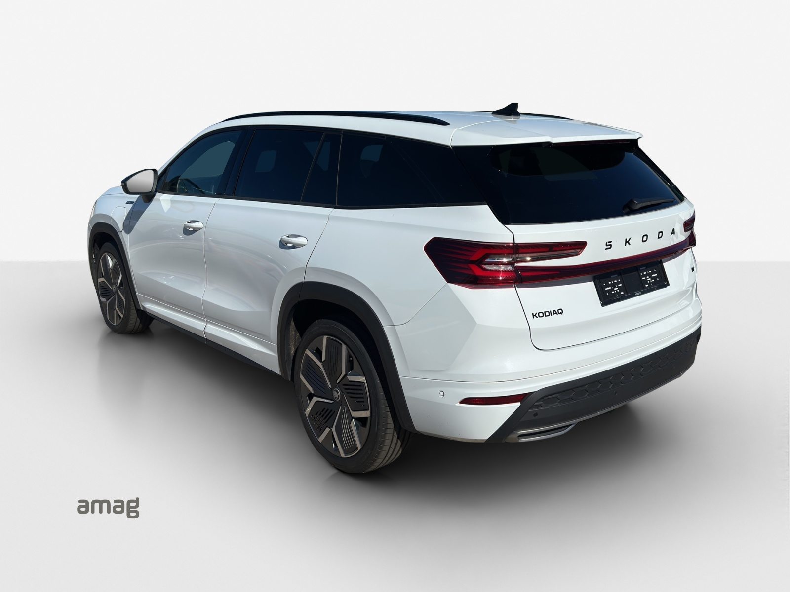 SKODA Kodiaq iV Sportline, Voll-Hybrid Benzin/Elektro, Vorführwagen, Automatik - 3