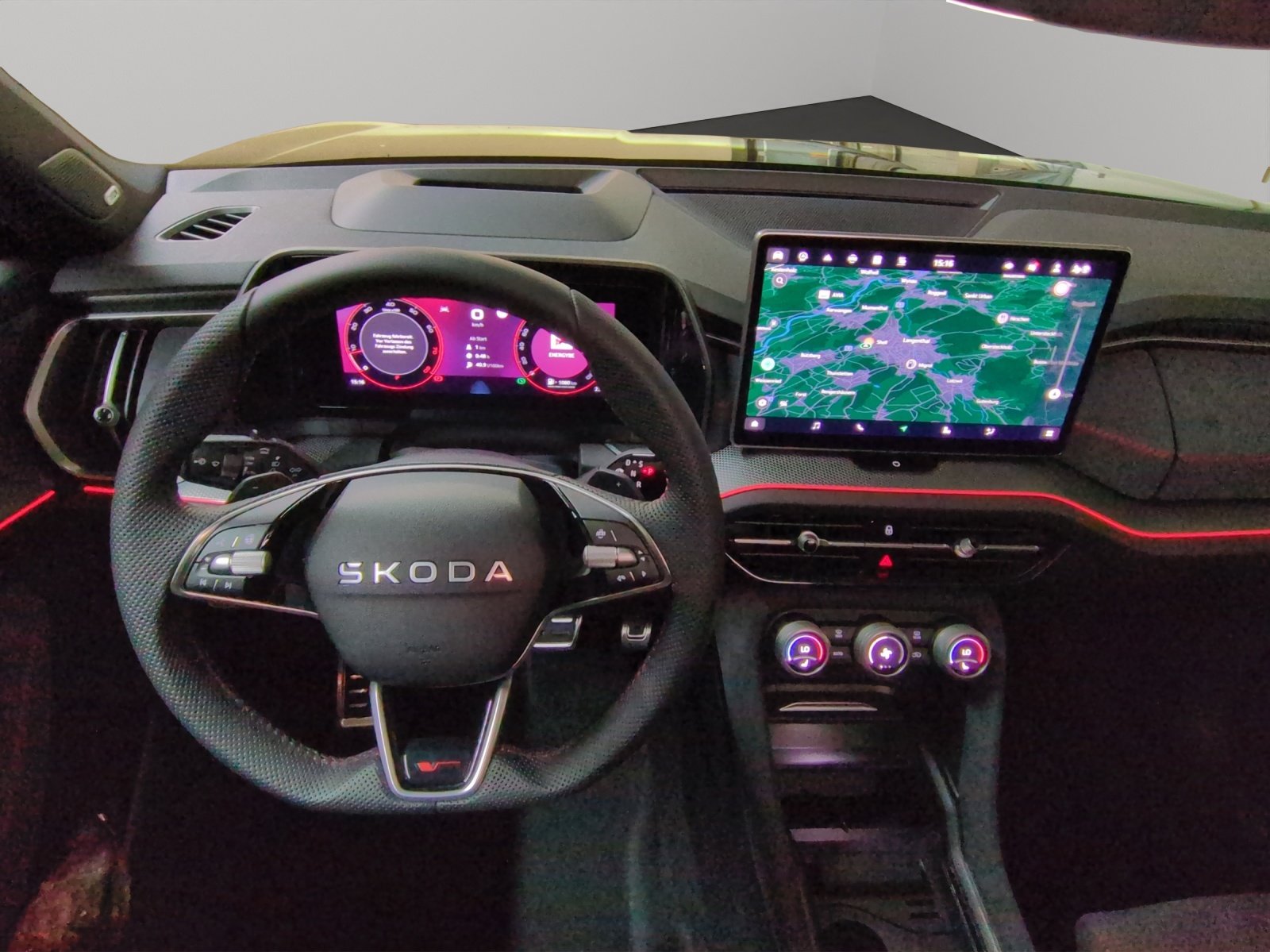 SKODA Kodiaq 2.0 TSI RS 4x4, Benzin, Vorführwagen, Automatik - 7