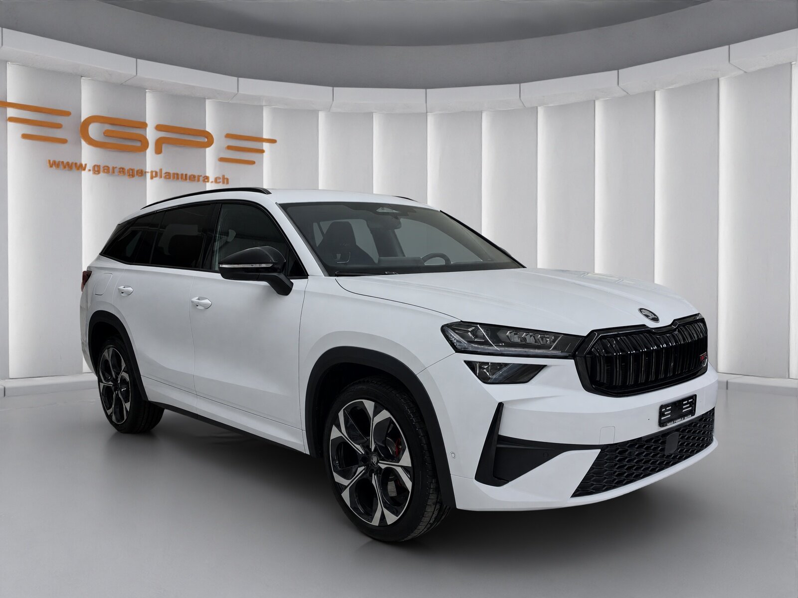 SKODA Kodiaq 2.0 TSI RS, Benzin, Vorführwagen, Automatik - 3