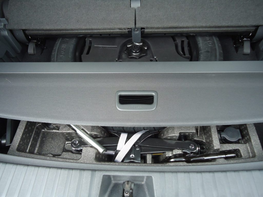 SKODA KODIAQ 2.0 TSI SportLine, Petrol, Ex-demonstrator, Automatic - 6