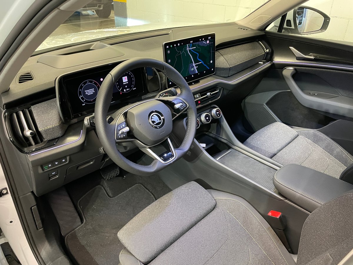 SKODA Kodiaq 2.0 TDI Selection 4x4, Diesel, Voiture nouvelle, Automatique - 7