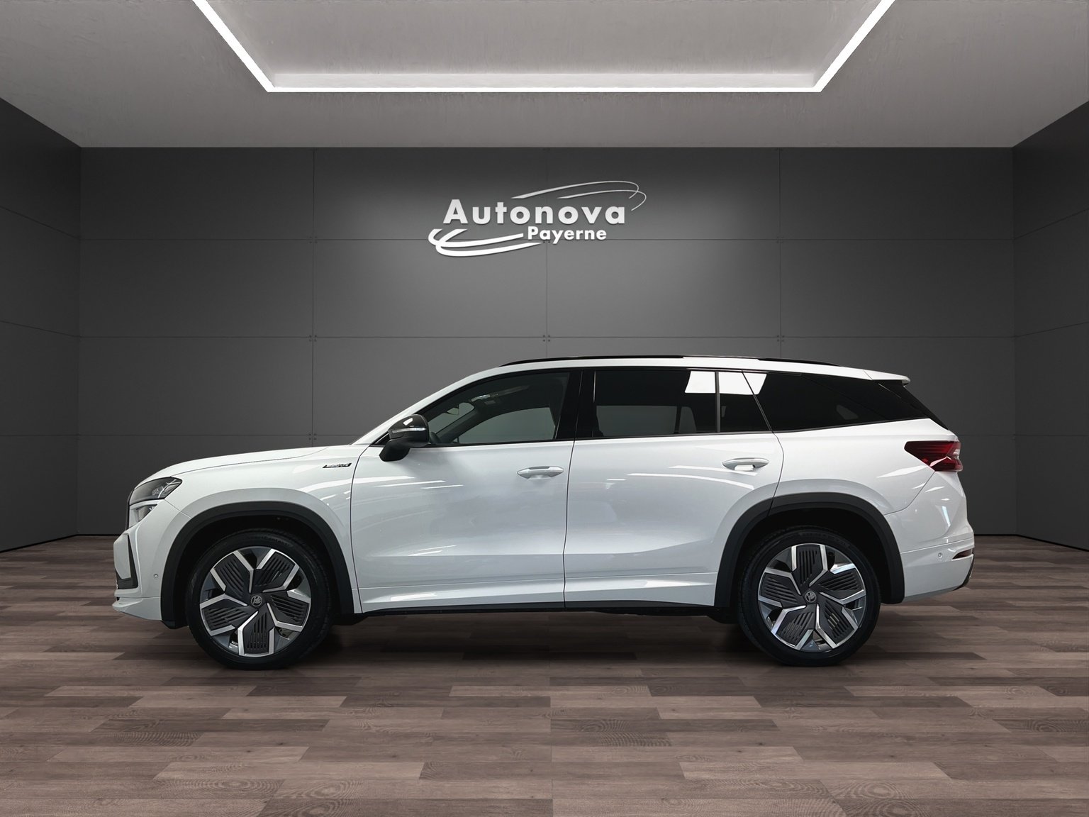 SKODA Kodiaq 2.0 TSI Sportline 4x4, Benzina, Auto nuove, Automatico - 3