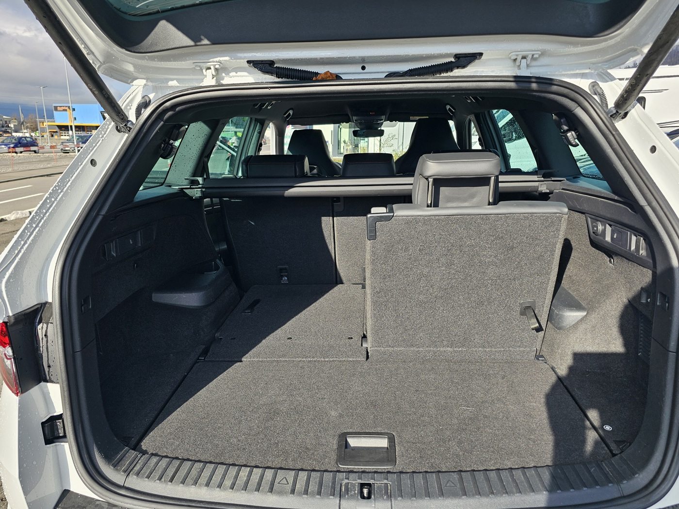 SKODA Kodiaq 2.0 TSI 4x4 RS, Petrol, Second hand / Used, Automatic - 7