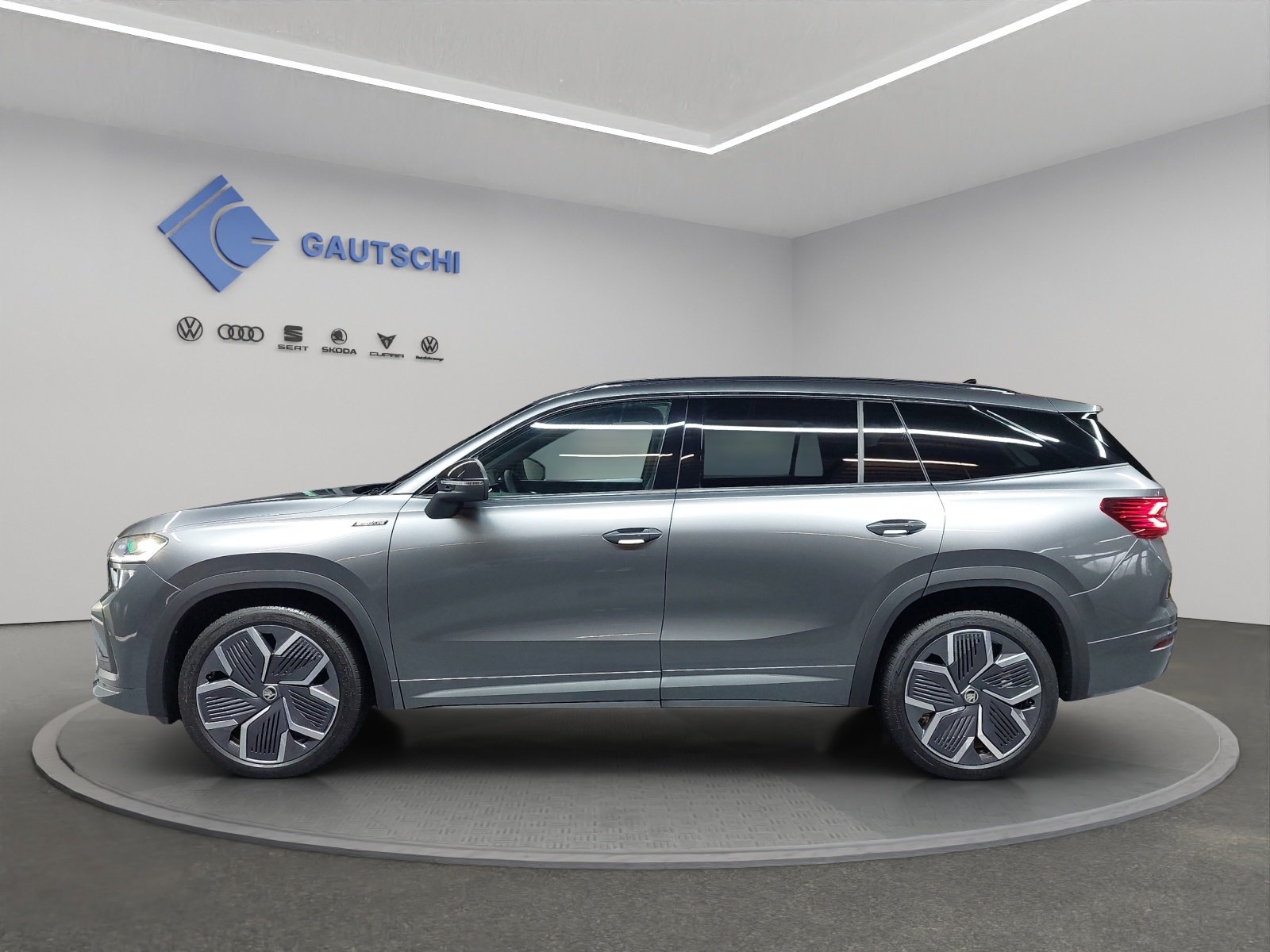 SKODA Kodiaq 2.0 TDI Sportline 4x4, Diesel, Second hand / Used, Automatic - 2