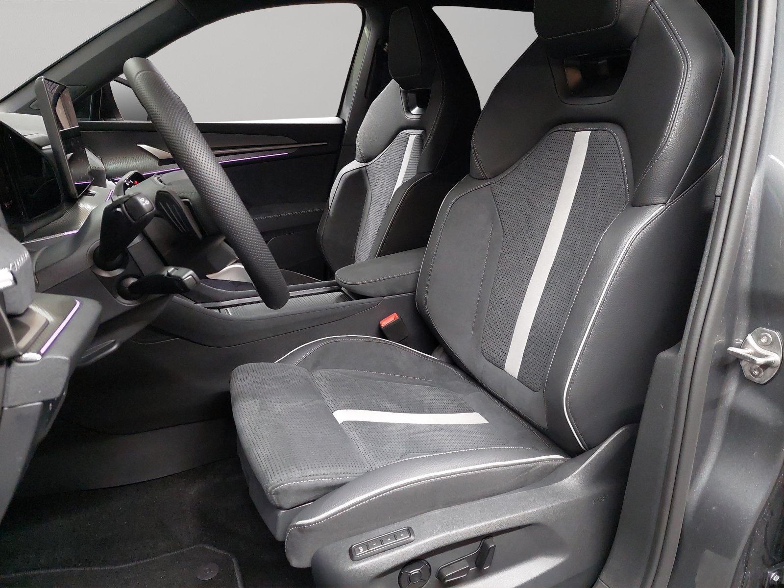 SKODA Kodiaq 2.0 TDI Sportline 4x4, Diesel, Second hand / Used, Automatic - 6