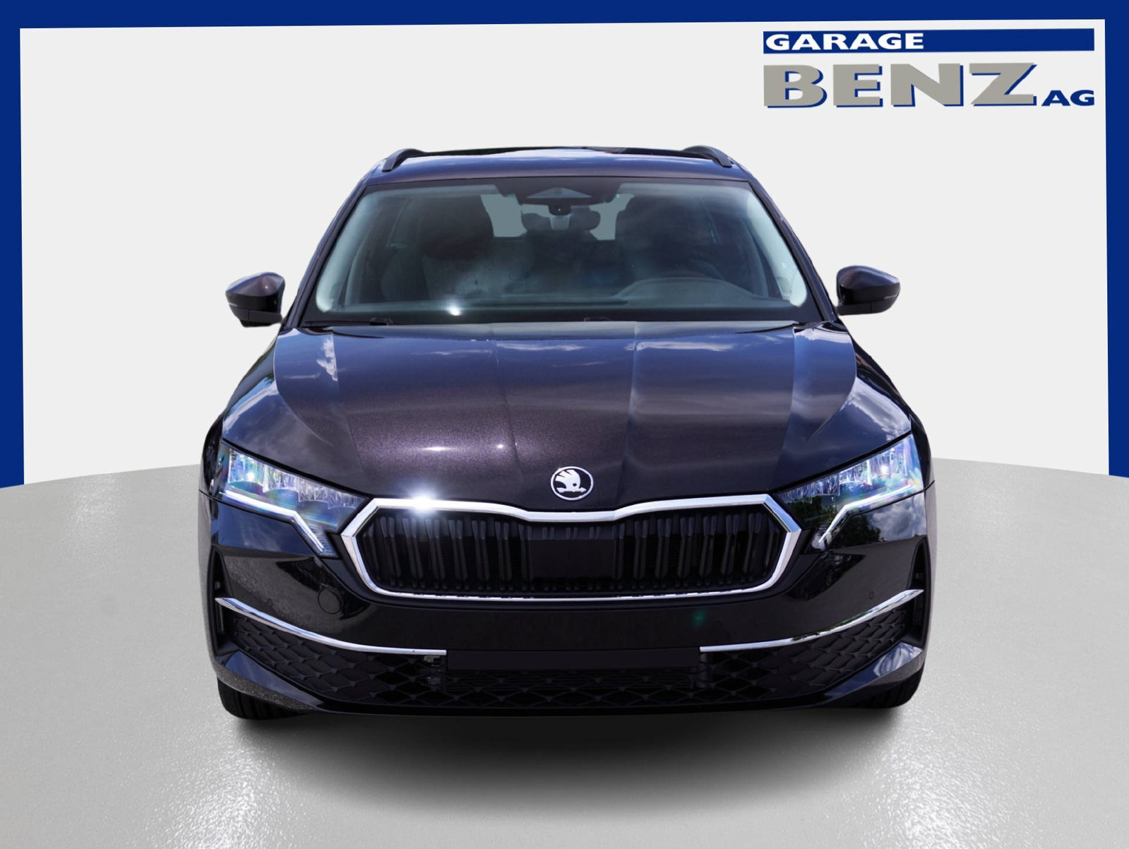 SKODA Octavia Combi 2.0 TSI Selection 4x4 DSG, Petrol, Automatic - 2