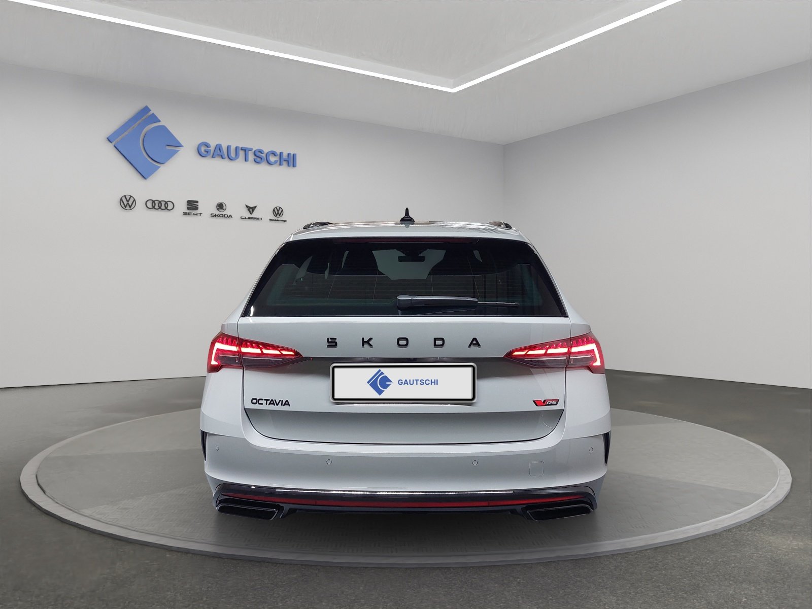 SKODA Octavia Combi 2.0 TSI DSG RS, Petrol, New car, Automatic - 4