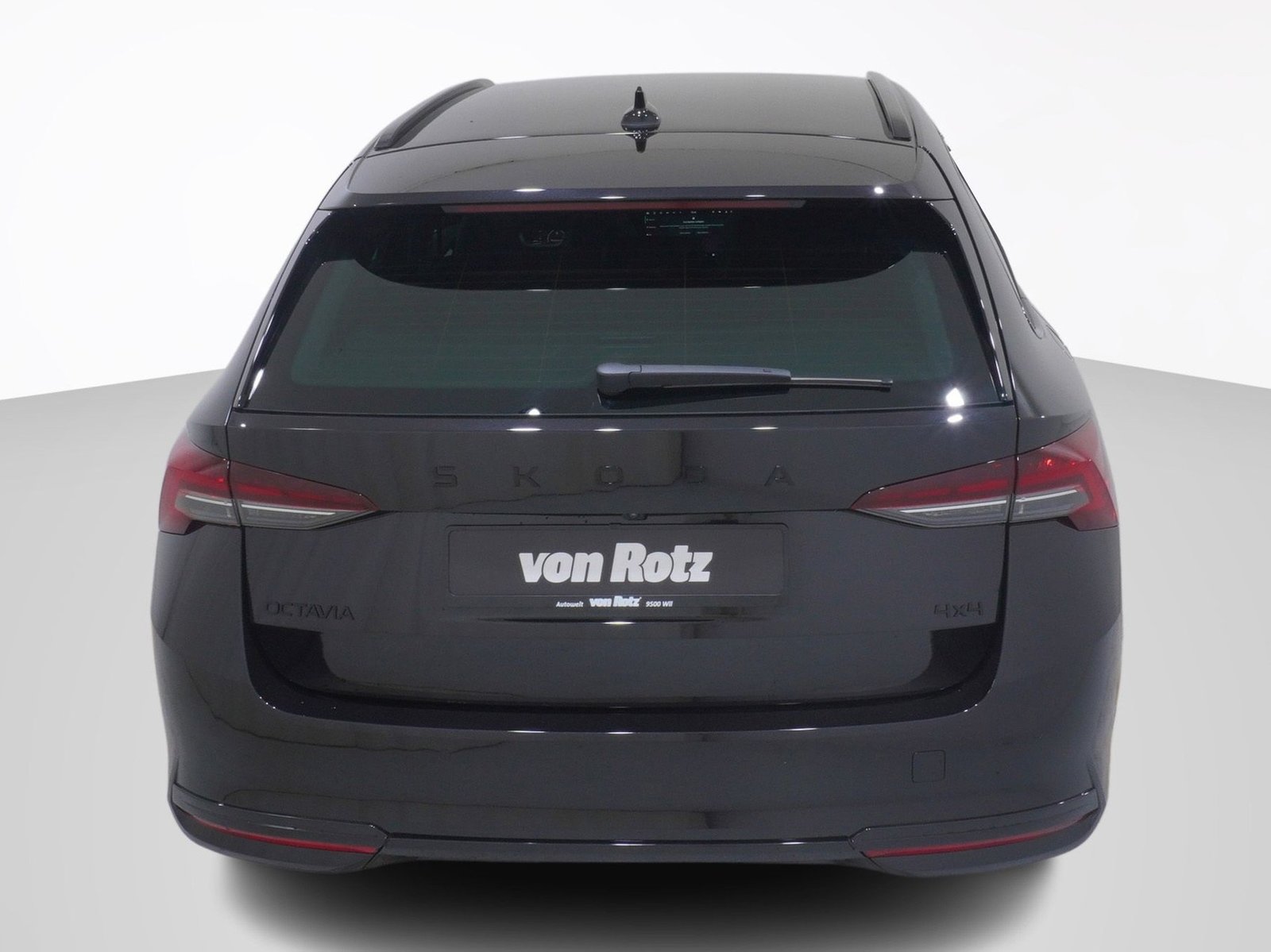 SKODA Octavia 2.0 TSI SportLine 4x4 DSG, Petrol, New car, Automatic - 3