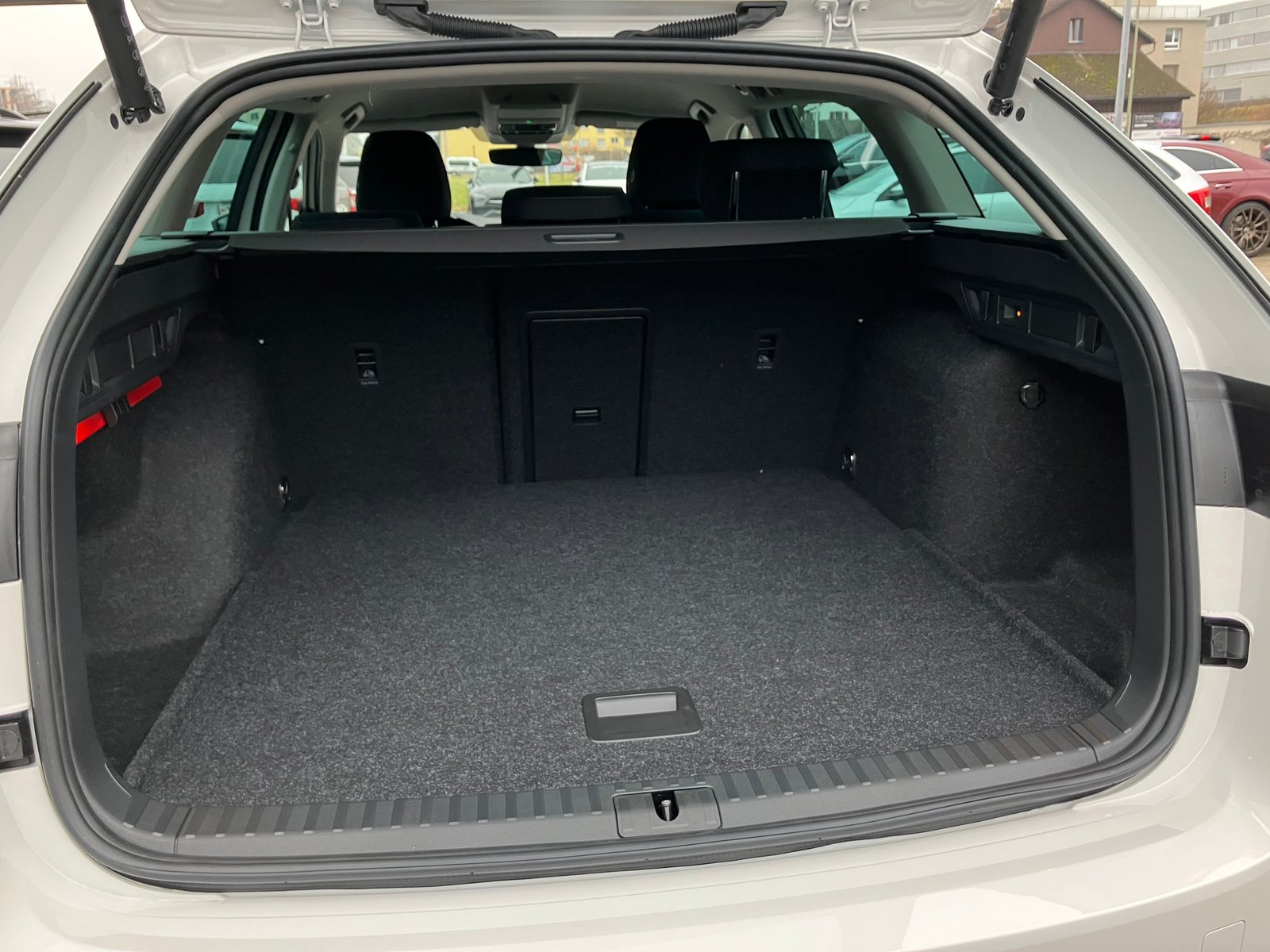 SKODA Octavia Combi 2.0 TSI DSG Selection 4x4, Benzina, Auto nuove, Automatico - 7