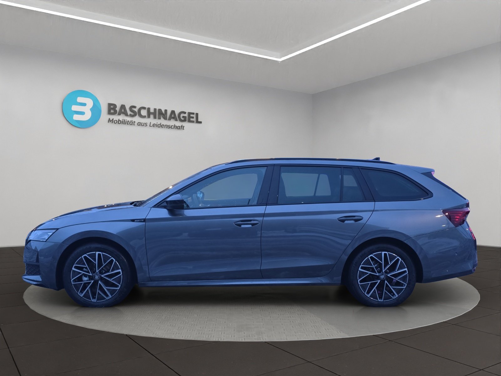 SKODA Octavia Combi 1.5 TSI mHEV DSG Sport Line, Hybride Leggero Benzina/Elettrica, Auto nuove, Automatico - 2