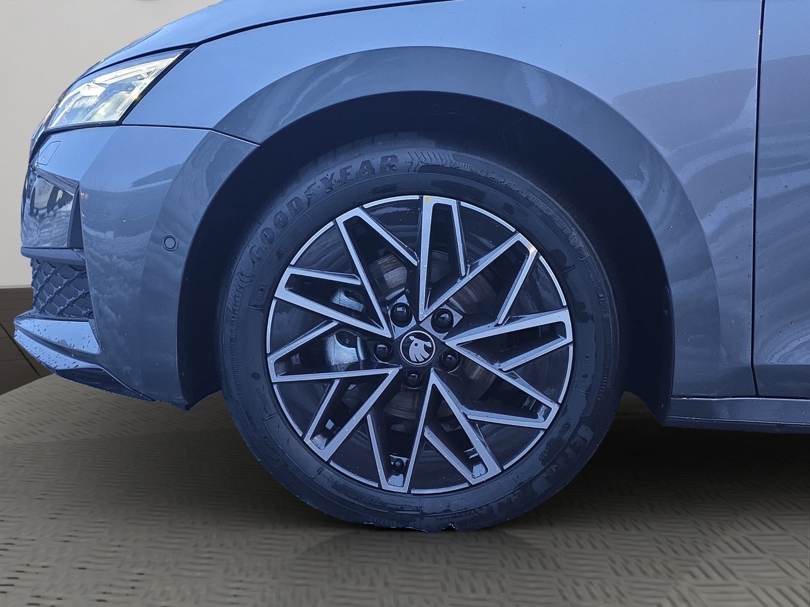 SKODA Octavia Combi 1.5 TSI mHEV DSG Sport Line, Hybride Leggero Benzina/Elettrica, Auto nuove, Automatico - 7