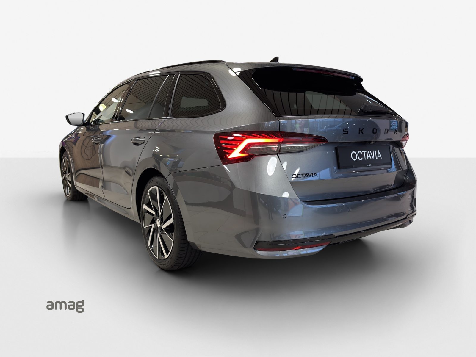 SKODA Octavia Sportline Dynamic (Netto), Benzin, Neuwagen, Automatik - 2