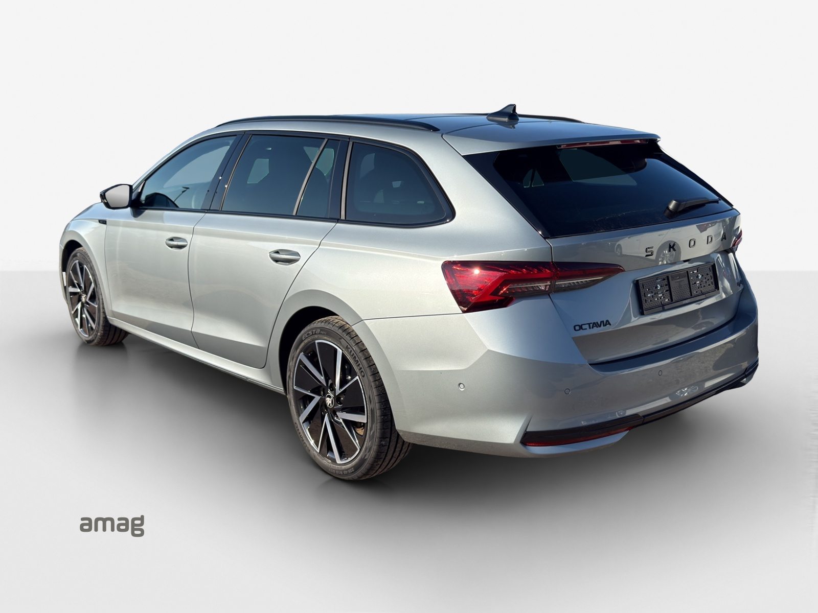 SKODA Octavia Sportline Dynamic (Netto), Petrol, New car, Automatic - 3